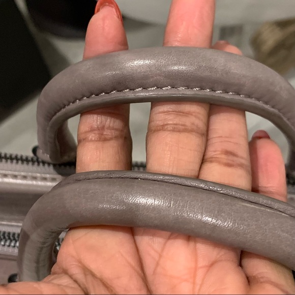 BEN MINKOFF LEATHER briefcase computer case Grey Compartments EUC - Picture 9 of 13